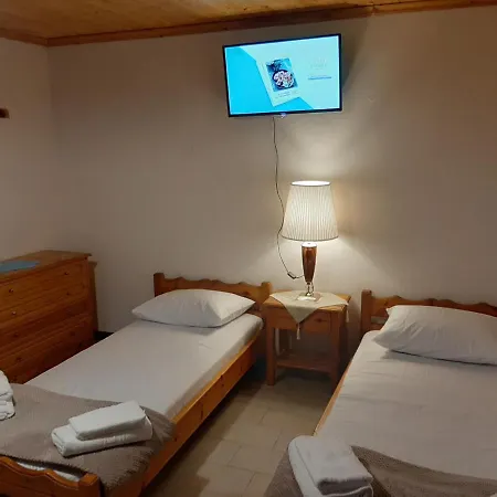 Chiona΄S Apartments By The Sea Paleo Trikeri Extérieur photo